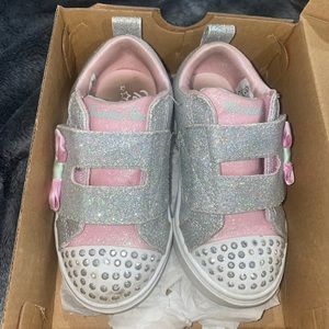 Twinkle toes girls shoes